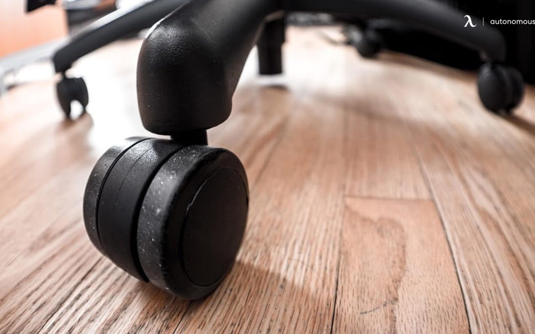 How to Clean Furniture in the Office